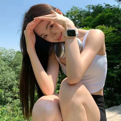 花落水流红